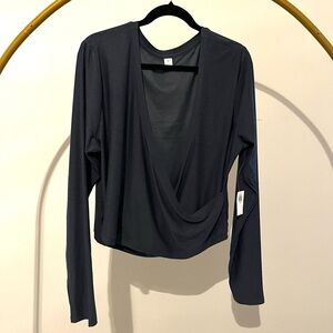 NWT Old Navy Charcoal Drape Long Sleeve Workout Top, size XXL